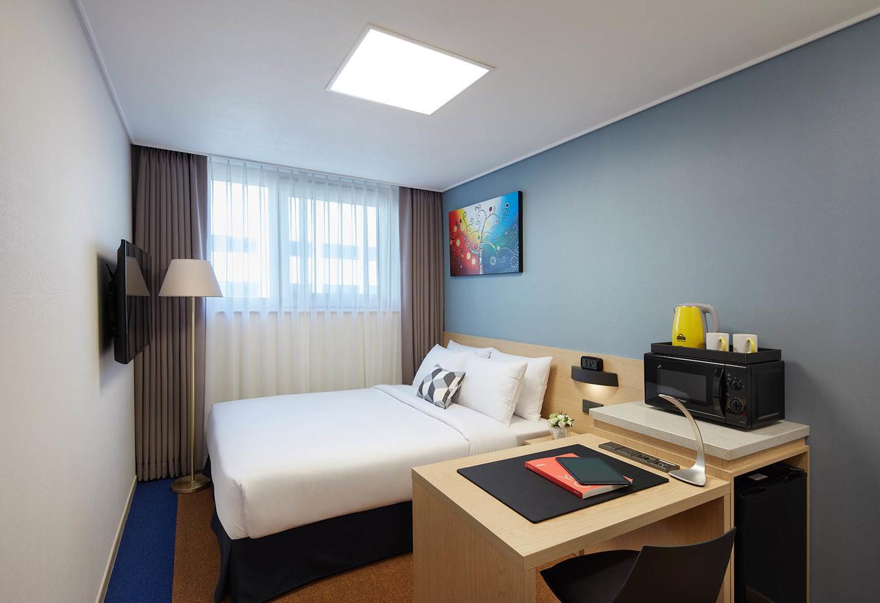Days Hotel & Suites By Wyndham Incheon Airport Екстериор снимка
